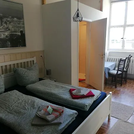 Ruestzeitenheim Sonnenschein Апартаменты *